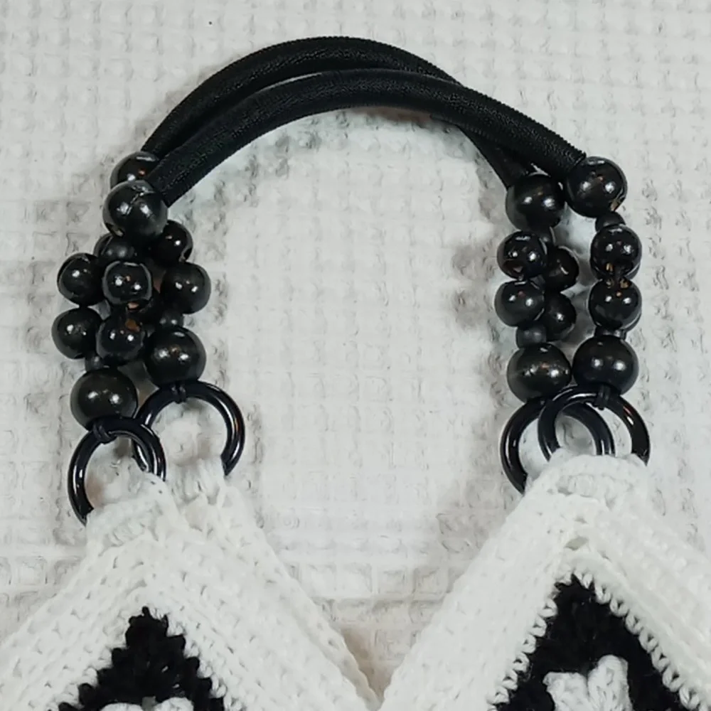 Hand Crafted Blk/Wht Crochet Granny Square Handbag With Beaded Handle & Tassel - Picture 3 of 8